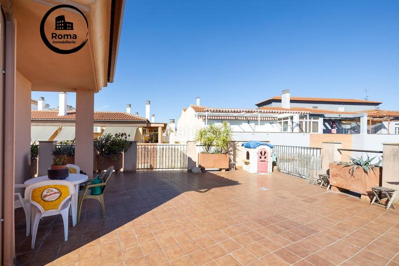 Foto 02e4144e-a91b-49ff-986d-504d7573c755. Àtic amb calefacció aparcament a Atarfe