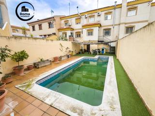 Casa adossada a Cijuela. Casa adosada con patio de 97m y piscina propia