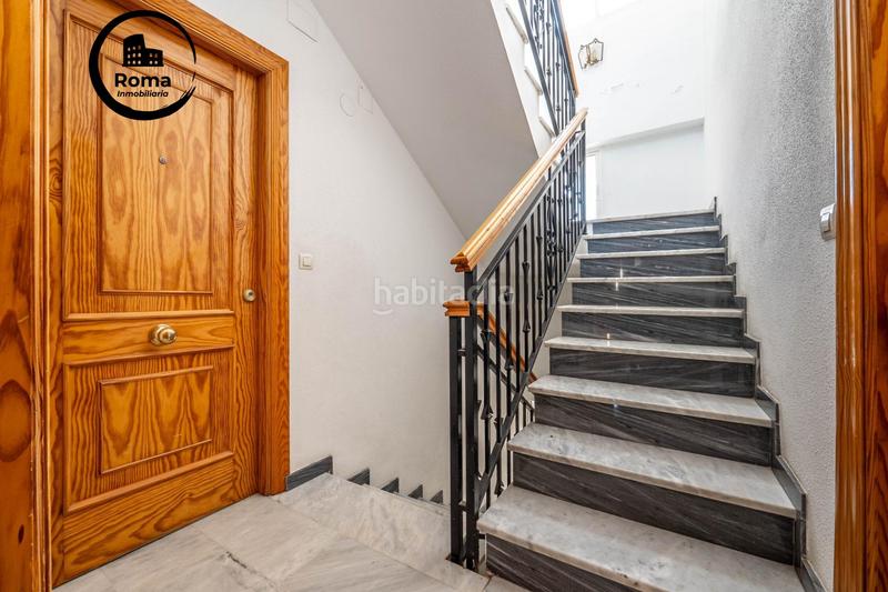Foto 96084ff7-0b91-4d29-8898-185769342f90. Piso en venta piso en el centro haciendo esquina en Cúllar Vega