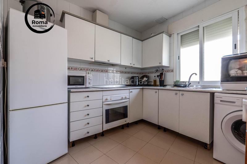 Foto e44abf04-952f-44bb-a278-bd20ca25fe6a. Piso en venta piso en el centro haciendo esquina en Cúllar Vega