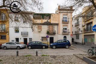 Casa a Plaza de la cruz 6. Oportunidad unica en el barrio de san ildefonso
