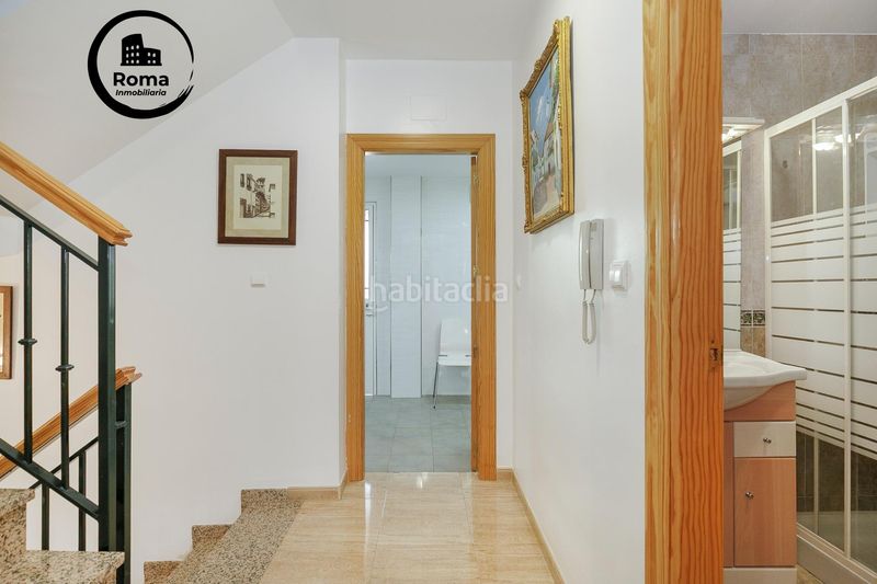Foto 02bb3d34-4f58-425e-a674-c514f60f3f96. Casa adossada amb calefacció aparcament a Cenes de la Vega