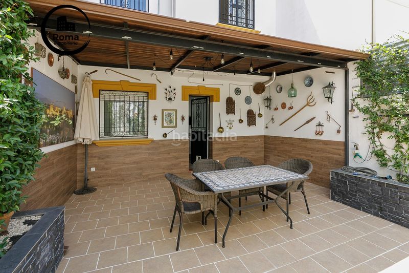 Foto 60f790c1-ca1c-4504-a0ee-39543a4c5526. Casa adossada amb calefacció aparcament a Cenes de la Vega