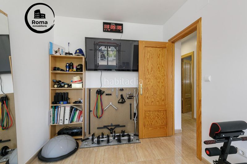 Foto 7dd701c5-76c9-41b0-8796-f7ab78a44274. Casa adossada amb calefacció aparcament a Cenes de la Vega