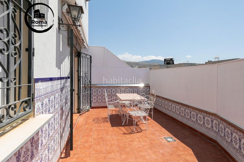 Foto cbdd8836-ed3a-4ce6-8100-b44075eafe41. Casa adossada amb calefacció aparcament a Cenes de la Vega