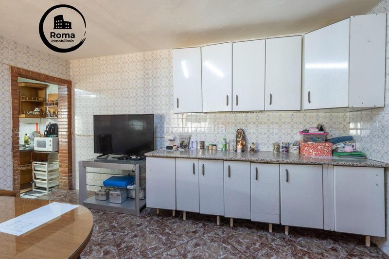 Foto 520da1b7-998e-4e14-b3b0-e00a6de4e89e. Casa oportunidad amplia casa de 250 m para reformar a tu gusto en Armilla