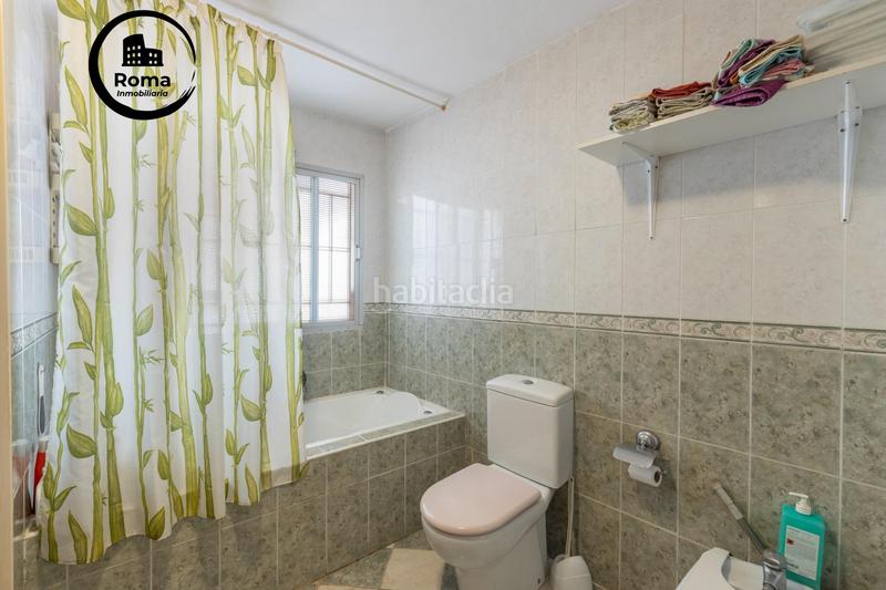 Foto 86d6fae1-f68d-4f8c-b060-adb5a1e3f5ce. Casa oportunidad amplia casa de 250 m para reformar a tu gusto en Armilla