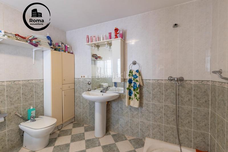 Foto b2d37d37-0987-41e1-8805-d3cd8e7d2c93. Casa oportunidad amplia casa de 250 m para reformar a tu gusto en Armilla