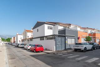 Maison jumelée à San Antón. Bonita casa en armilla junto campus de la salud