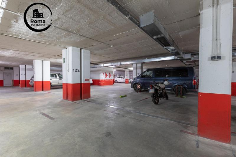 Foto b7421684-c20c-4030-8bb2-4a42021ab842. Parking coche en pasaje de la ciencia 1 plaza de garaje en urbanización privada pts en Armilla