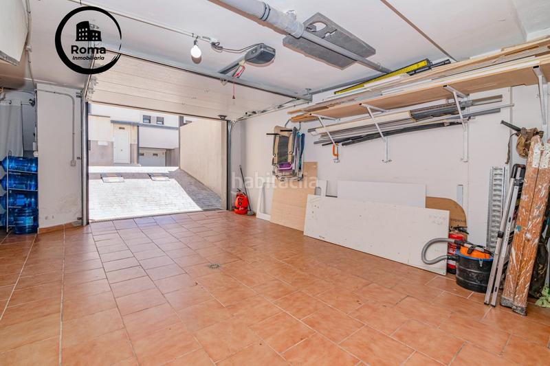 Foto 3e9097e3-ab5f-44a5-aa07-3924b91cd200. Casa adosada chalet adosado de estilo moderno en la entrada en Vegas del Genil