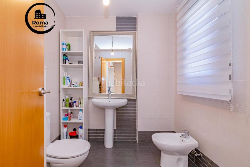 Foto a56e9852-5dea-4683-b221-66dd3318038f. Casa adosada chalet adosado de estilo moderno en la entrada en Vegas del Genil