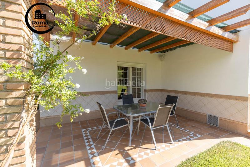 Foto 239e1d07-9dac-4621-b6e0-a3fec82e90ce. Chalet en calle calle del lirio precioso chalet independiente en Gójar