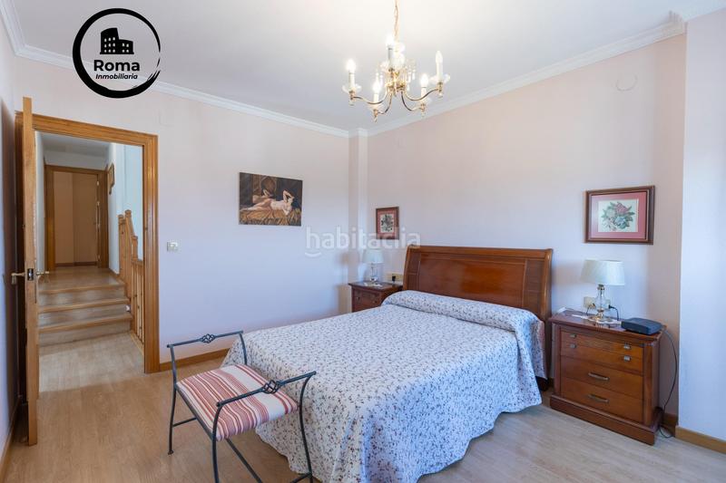 Foto 2ea8e3f6-602d-417e-b9fe-68c1f18b6fdc. Chalet en calle calle del lirio precioso chalet independiente en Gójar