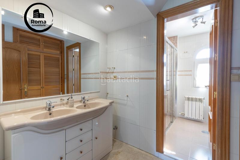 Foto 4d08ff9b-415a-4ac0-ac7a-8c1c48244068. Chalet en calle calle del lirio precioso chalet independiente en Gójar