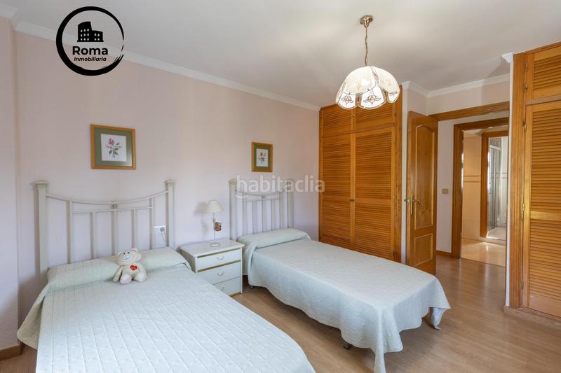 Foto 5d65fcd2-67fc-47a9-b618-8086eb666003. Chalet en calle calle del lirio precioso chalet independiente en Gójar