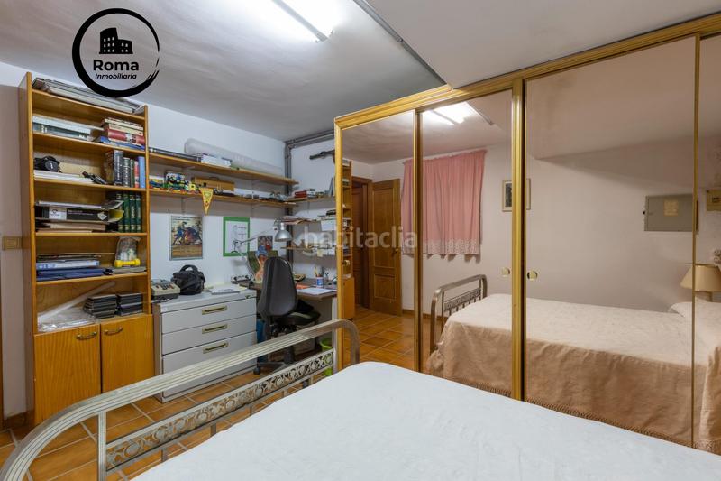 Foto ea83d799-c4de-4625-a17c-d8e53a5a1f3c. Chalet en calle calle del lirio precioso chalet independiente en Gójar