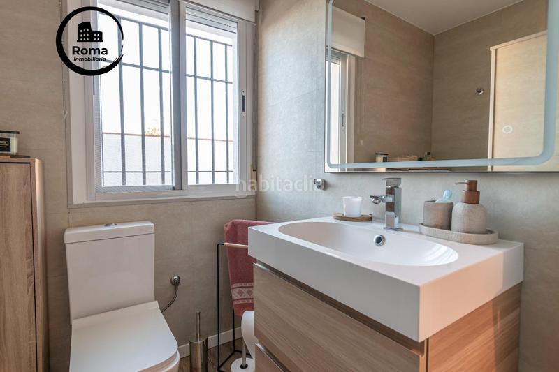 Foto b7dc1c8a-5fcf-4510-b30c-ba3702987dc6. Chalet preciosa casa totalmente reformada en suspiro del moro, en Otura