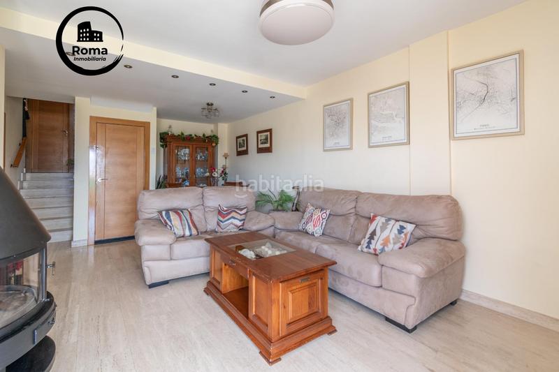 Foto b2f69b89-9bae-49c0-a227-65fc8cf4d14a. Semi detached house with parking pool in San Francisco - El Chorrillo Gabias (Las)