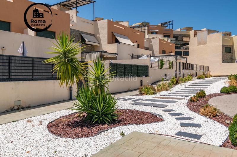 Foto be7381c2-36af-4ada-9514-500fe435640b. Semi detached house with parking pool in San Francisco - El Chorrillo Gabias (Las)