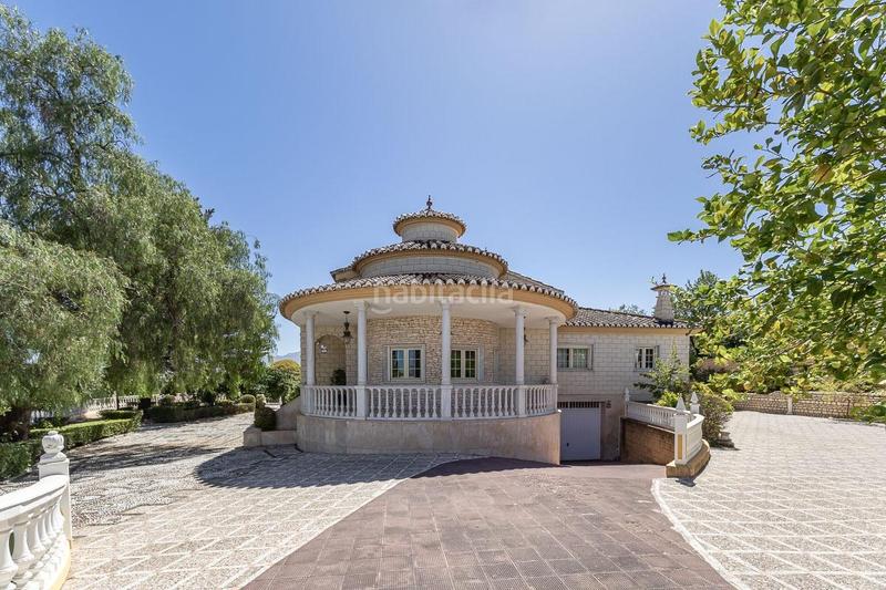 Foto 1eeb73e0-f376-4e12-a560-456222e461a6. Chalet bienvenido al lujo, la elegancia y la privacidad en su máxima expresión en Ogíjares