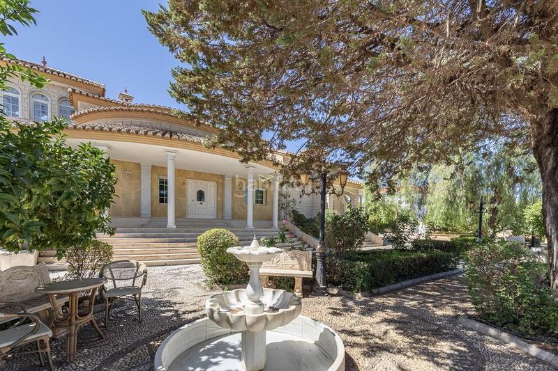 Foto 97df81ba-7a67-48fc-9a82-4c604d96f022. Chalet bienvenido al lujo, la elegancia y la privacidad en su máxima expresión en Ogíjares