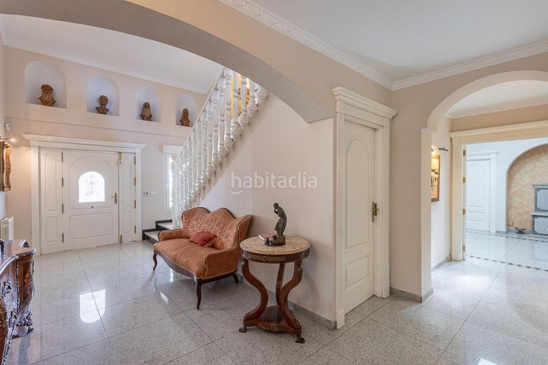 Foto fb869bfe-c00f-448a-86c7-bf283543842a. Chalet bienvenido al lujo, la elegancia y la privacidad en su máxima expresión en Ogíjares