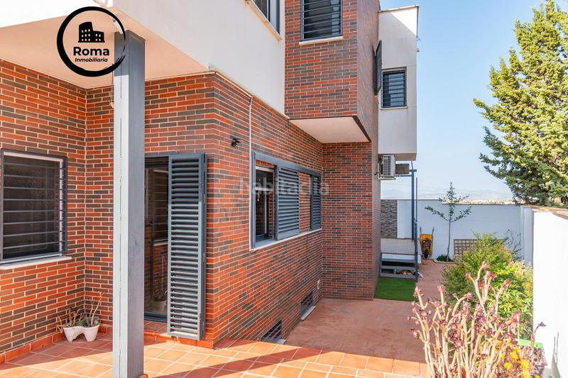 Foto d3294c95-663f-4d2c-875e-965ec405d0e5. Chalet espectacular chalet urbanización el arenal! en Alhendín