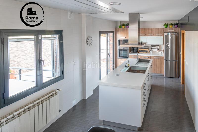 Foto eb03e4bd-d6eb-4803-ba8a-b8ae8b25f4e9. Chalet espectacular chalet urbanización el arenal! en Alhendín