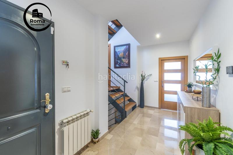 Foto f5f86097-44b5-4b01-900f-b6b6b53705d4. Chalet espectacular chalet urbanización el arenal! en Alhendín