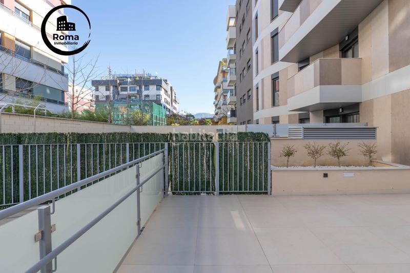 Foto 1ed7b738-76f8-4dbf-9aec-5cefb2f2dfca. Piso en calle jose luis perez pujadas piso premium con piscina y garaje en zona forum junto a la ciudad de la justicia en Granada