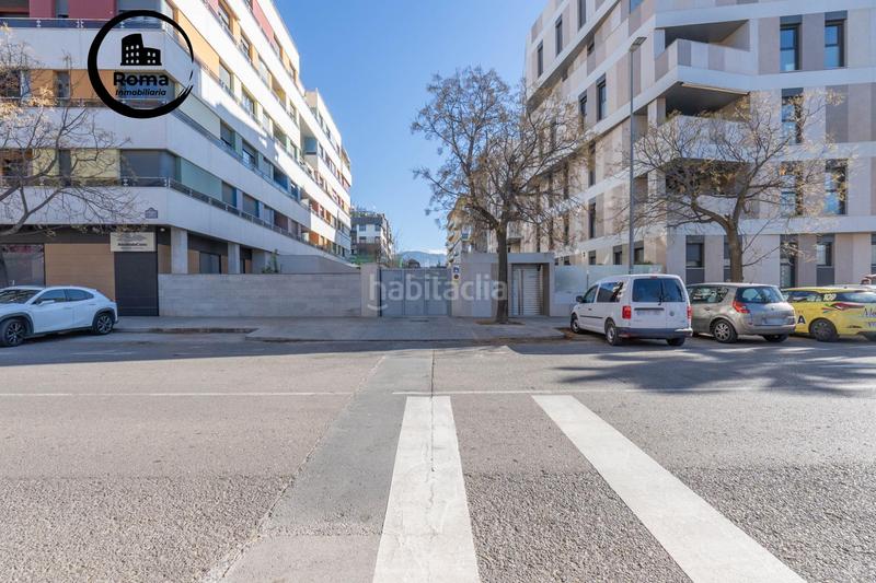 Foto 4d8eb3d2-b1be-431e-ba36-d442b479ede4. Piso en calle jose luis perez pujadas piso premium con piscina y garaje en zona forum junto a la ciudad de la justicia en Granada