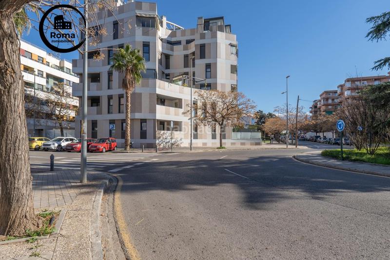 Foto 5c9161c1-4efe-4953-b9d2-54b5202c7871. Piso en calle jose luis perez pujadas piso premium con piscina y garaje en zona forum junto a la ciudad de la justicia en Granada