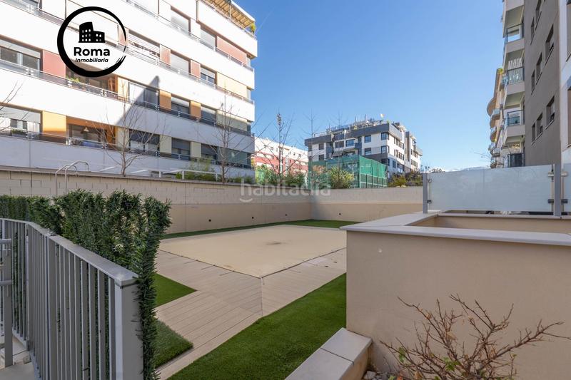 Foto 7b495386-afc6-4de7-9dfe-818565ba1230. Piso en calle jose luis perez pujadas piso premium con piscina y garaje en zona forum junto a la ciudad de la justicia en Granada
