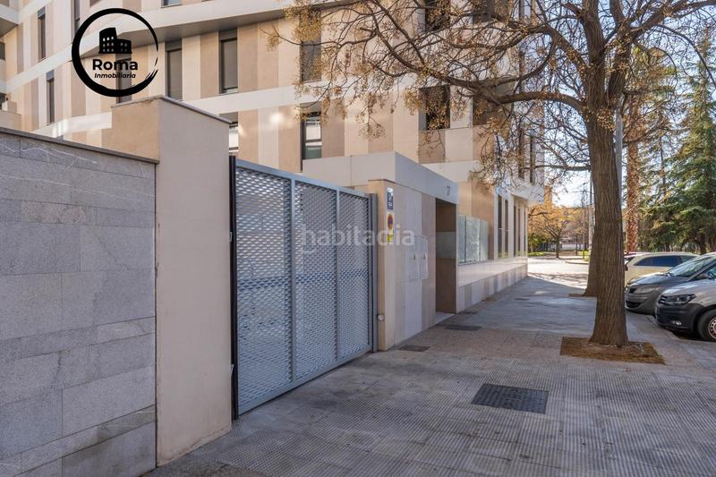 Foto a5d625a1-7df4-45bd-ad60-61ecd8fa59d4. Piso en calle jose luis perez pujadas piso premium con piscina y garaje en zona forum junto a la ciudad de la justicia en Granada