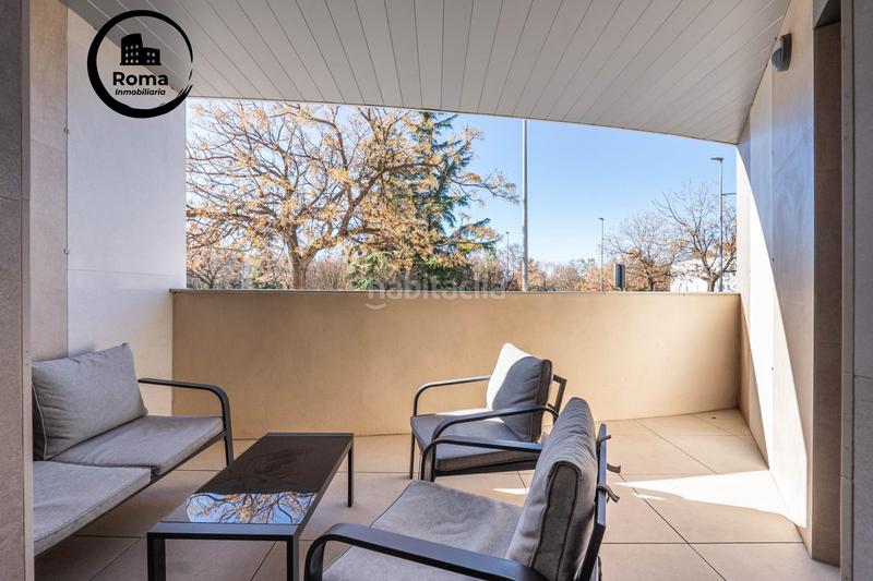 Foto ac66f547-f12b-45f0-b088-6b59ea5837bd. Piso en calle jose luis perez pujadas piso premium con piscina y garaje en zona forum junto a la ciudad de la justicia en Granada