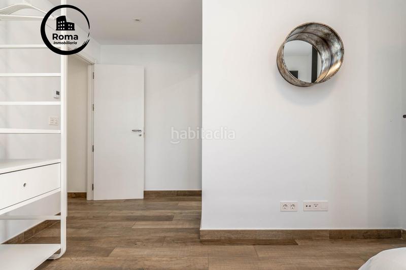 Foto f02ef847-5d5d-4d02-b332-5e4168513881. Piso en calle jose luis perez pujadas piso premium con piscina y garaje en zona forum junto a la ciudad de la justicia en Granada