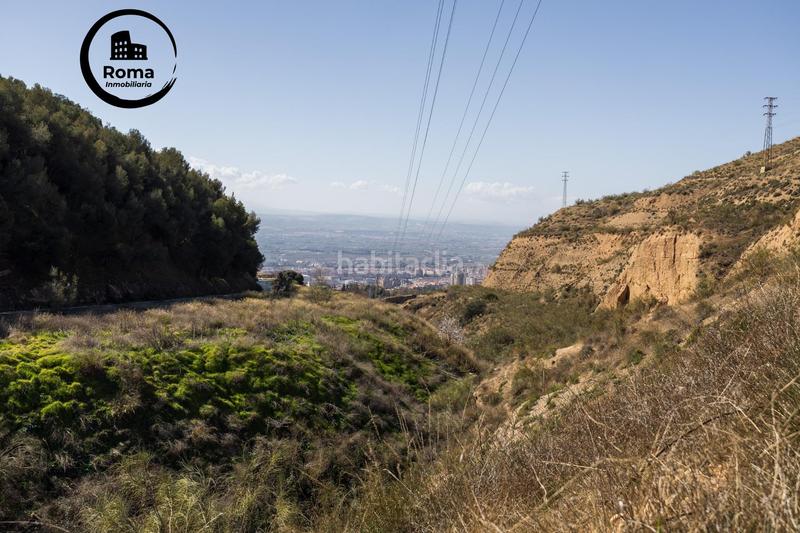 Foto 46c5c725-b573-491e-8c33-f632593d0d19. Terreno residencial terreno en el camino del fargue en Granada