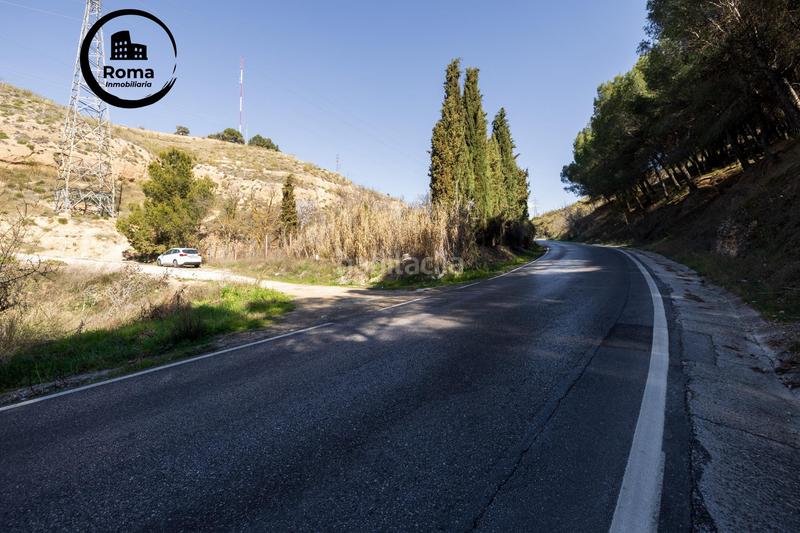 Foto a2848b0e-5493-4ee6-a988-c2f05235d3e4. Terreno residencial terreno en el camino del fargue en Granada