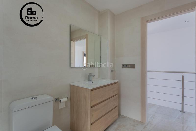Foto 22a7e0fe-3875-4953-9cb5-1c5012af9066. Chalet ponemos a la venta esta espectacular casa en la urbanización los cortijos en Atarfe