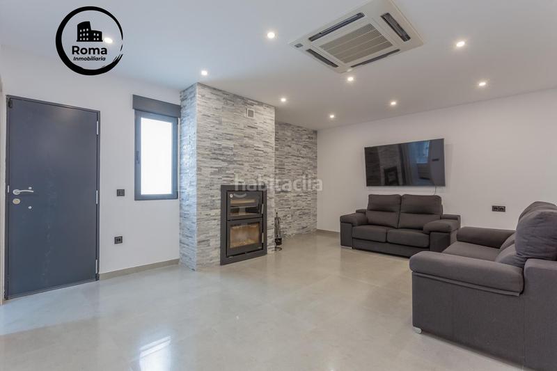 Foto 47b5bb52-c1c6-4f81-a513-71b19889f3ca. Chalet ponemos a la venta esta espectacular casa en la urbanización los cortijos en Atarfe
