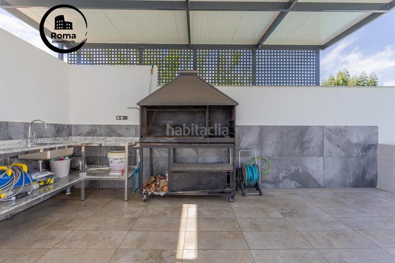 Foto 4f84d872-e3e1-4e44-8894-7ca79a70f60d. Chalet ponemos a la venta esta espectacular casa en la urbanización los cortijos en Atarfe