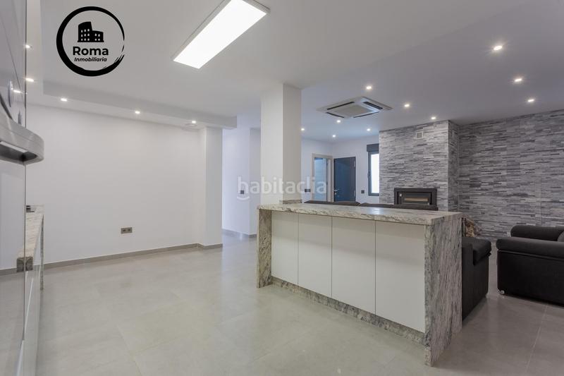 Foto fd0bdcc5-5b22-48ac-acec-5e003d3c70a0. Chalet ponemos a la venta esta espectacular casa en la urbanización los cortijos en Atarfe