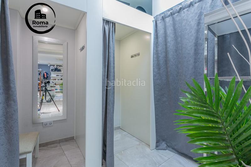 Foto 5a96752c-d9fc-4db6-9951-3a5849e79080. Local comercial se vende local en el centro en Maracena