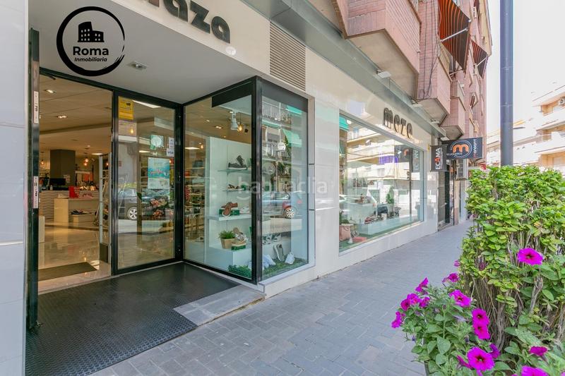 Foto e9b2c06a-7620-4685-b0de-1ca356a58294. Local comercial se vende local en el centro en Maracena