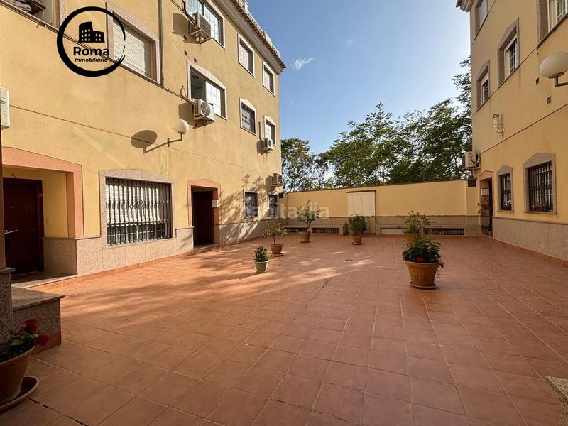 Foto 1ff4d0fb-4cac-4339-9883-f5240637a905. Piso en calle calle real 16 centro cerca del metro. 3 dormitorios y 2 baños en Maracena