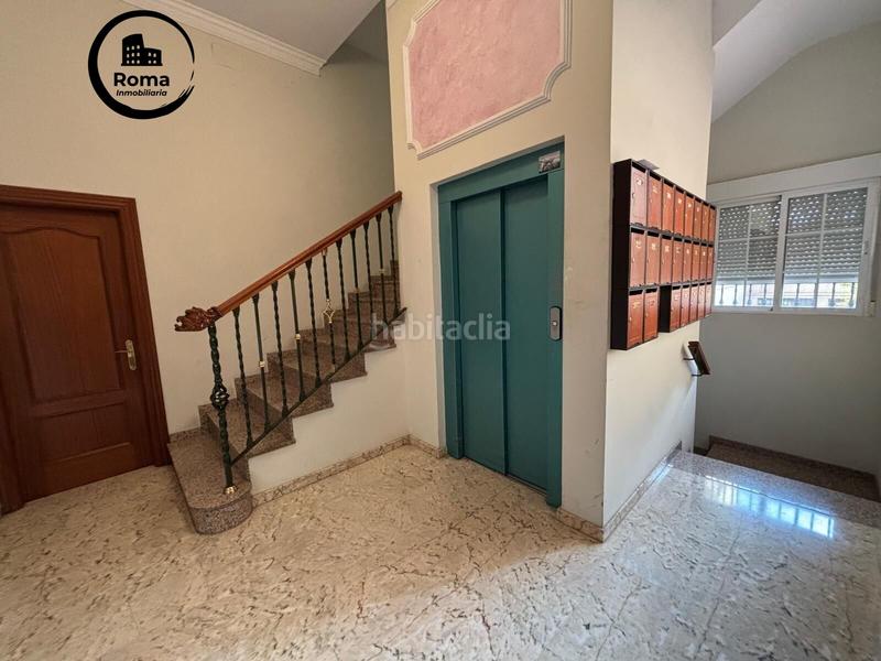 Foto 83737ea6-6625-4b30-b64d-3ef3be9f0cf8. Piso en calle calle real 16 centro cerca del metro. 3 dormitorios y 2 baños en Maracena