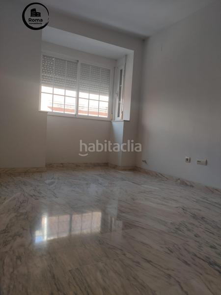 Foto 91b15996-cd32-4dee-a64f-72f9b6c76e29. Piso en calle calle real 16 centro cerca del metro. 3 dormitorios y 2 baños en Maracena