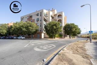 Àtic  Calle maria de maeztu. !!fantástica vivienda ático en urbanizacion con piscina y garaje