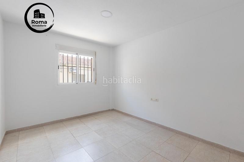 Foto 8da50b35-2ac7-45f9-8842-5bc9a44b90d9. Local comercial en Maracena